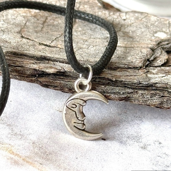 5 For $25💫Small Silver Crescent Moon Pendant Necklace - Picture 5 of 6